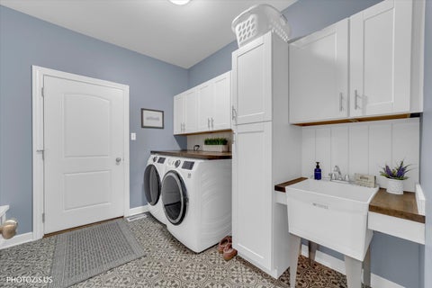 Tiny photo for 892 W Woodlawn Road, New Lenox, IL 60451 (MLS # 12740890)