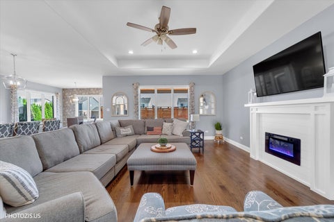 Tiny photo for 892 W Woodlawn Road, New Lenox, IL 60451 (MLS # 12740890)
