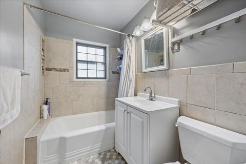 Tiny photo for 285 Desplaines Avenue, Riverside, IL 60546 (MLS # 12636928)