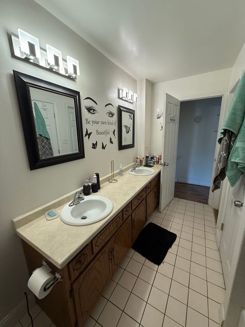 Tiny photo for 1208 E 154th Street, South Holland, IL 60473 (MLS # 12392176)