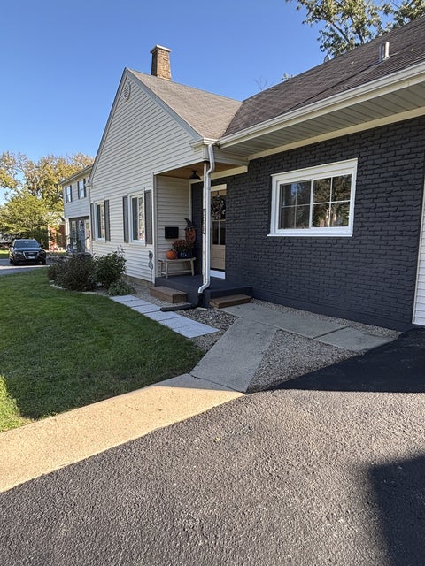 Photo of 1319 Evergreen Road, Homewood, IL 60430 (MLS # 12783561)