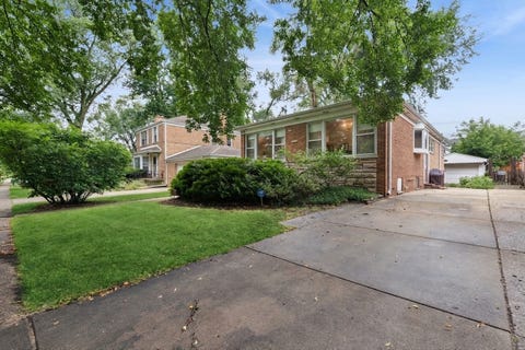 Photo of 1619 Seward Street, Evanston, IL 60202 (MLS # 12717682)