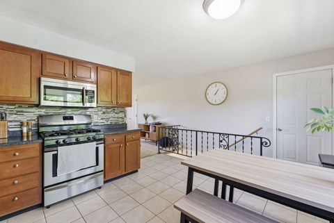 Tiny photo for 418 W 44th Street, Davenport, IA 52806 (MLS # 12630656)