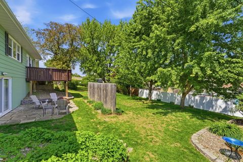 Tiny photo for 418 W 44th Street, Davenport, IA 52806 (MLS # 12630656)