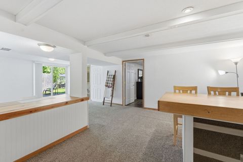 Tiny photo for 418 W 44th Street, Davenport, IA 52806 (MLS # 12630656)