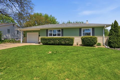Tiny photo for 418 W 44th Street, Davenport, IA 52806 (MLS # 12630656)