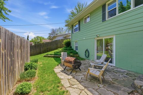 Tiny photo for 418 W 44th Street, Davenport, IA 52806 (MLS # 12630656)