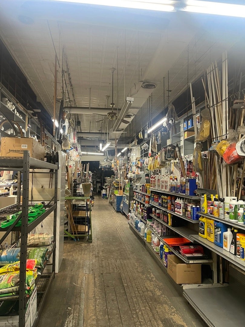 1013 W 63rd Street