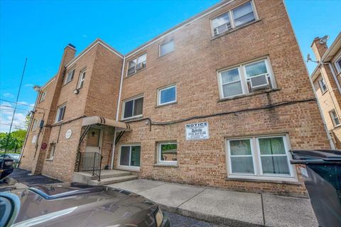 Tiny photo for 2257 Des Plaines Avenue #1NE, North Riverside, IL 60546 (MLS # 12628084)
