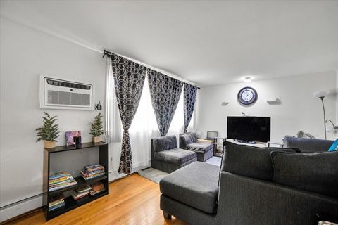 Tiny photo for 2257 Des Plaines Avenue #1NE, North Riverside, IL 60546 (MLS # 12628084)