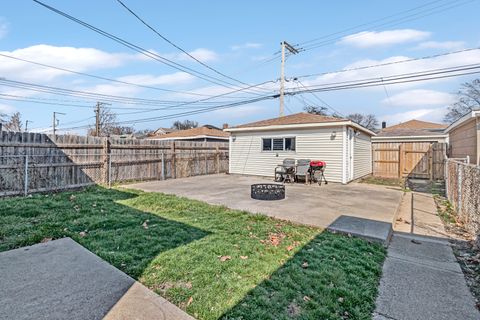 Tiny photo for 9105 S Racine Avenue, Chicago, IL 60620 (MLS # 12512296)