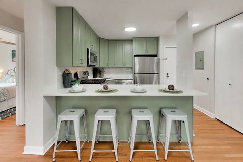 Tiny photo for 3900 N Pine Grove Avenue #301, Chicago, IL 60613 (MLS # 12554800)