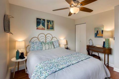 Tiny photo for 3900 N Pine Grove Avenue #301, Chicago, IL 60613 (MLS # 12554800)