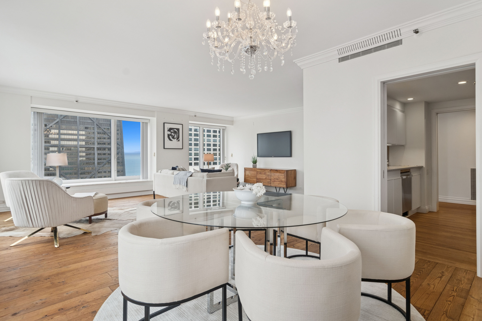 161 E Chicago Avenue 34F