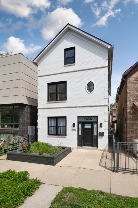 Photo of 2456 W Huron Street, Chicago, IL 60612 (MLS # 12718328)