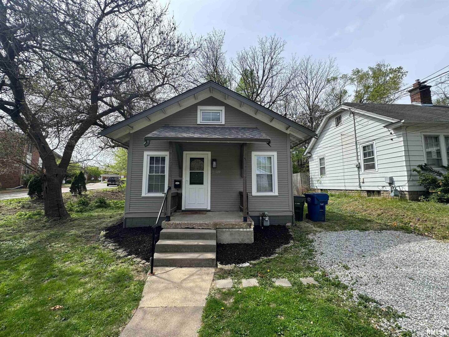 2359 E High Street - Photo 3