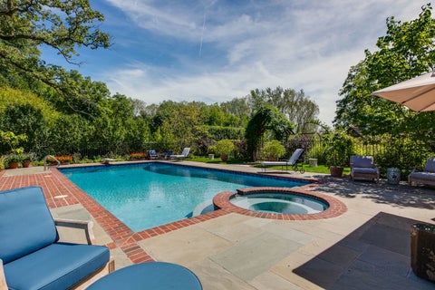 Tiny photo for 499 W Old Mill Road, Lake Forest, IL 60045 (MLS # 12628867)