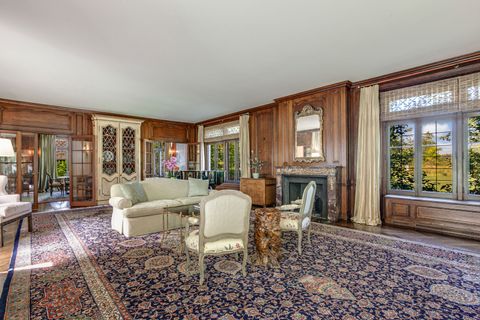 Tiny photo for 499 W Old Mill Road, Lake Forest, IL 60045 (MLS # 12628867)