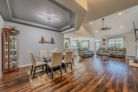 Tiny photo for 2942 Trillium Court E, Aurora, IL 60506 (MLS # 12627609)