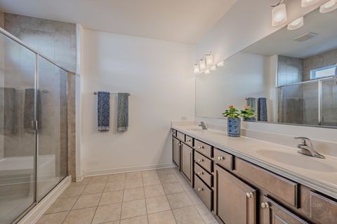 Tiny photo for 2942 Trillium Court E, Aurora, IL 60506 (MLS # 12627609)