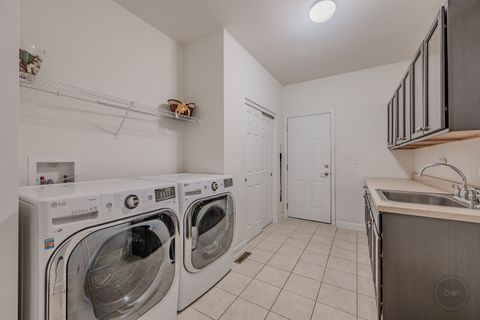 Tiny photo for 2942 Trillium Court E, Aurora, IL 60506 (MLS # 12627609)