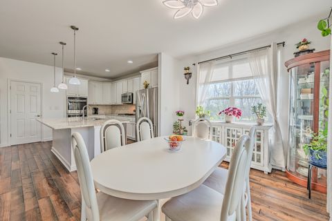 Tiny photo for 2942 Trillium Court E, Aurora, IL 60506 (MLS # 12627609)