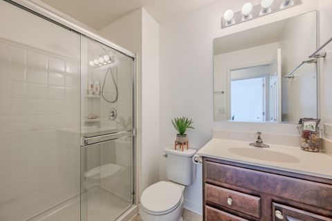 Tiny photo for 2942 Trillium Court E, Aurora, IL 60506 (MLS # 12627609)