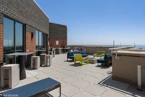 Tiny photo for 3660 N Lake Shore Drive #1613, Chicago, IL 60613 (MLS # 12589607)