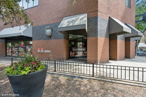 Tiny photo for 3660 N Lake Shore Drive #1613, Chicago, IL 60613 (MLS # 12589607)