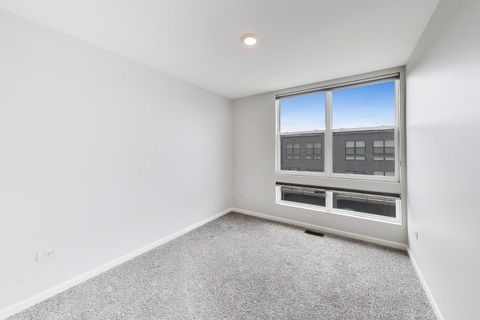 Tiny photo for 331 Summit Circle, Lombard, IL 60148 (MLS # 12625072)