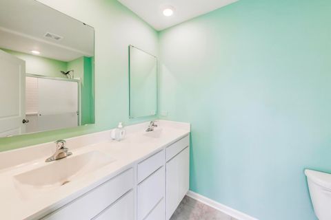 Tiny photo for 331 Summit Circle, Lombard, IL 60148 (MLS # 12625072)