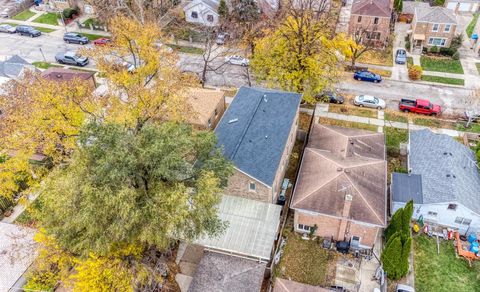 Tiny photo for 3231 N OCTAVIA Avenue, Chicago, IL 60634 (MLS # 12493815)