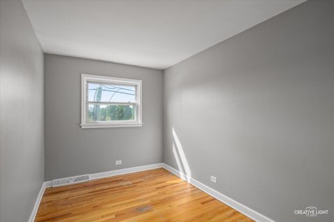 Tiny photo for 8802 N Prospect Street, Niles, IL 60714 (MLS # 12530539)