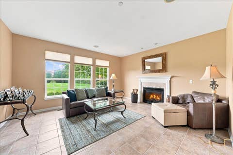 Tiny photo for 2713 Acorn Court, West Dundee, IL 60118 (MLS # 12726826)
