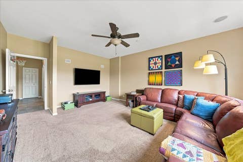 Tiny photo for 2713 Acorn Court, West Dundee, IL 60118 (MLS # 12726826)
