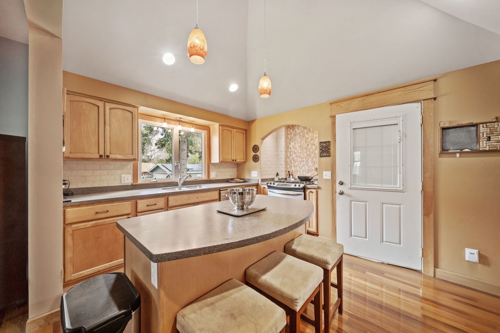 350-352 Harrison Street