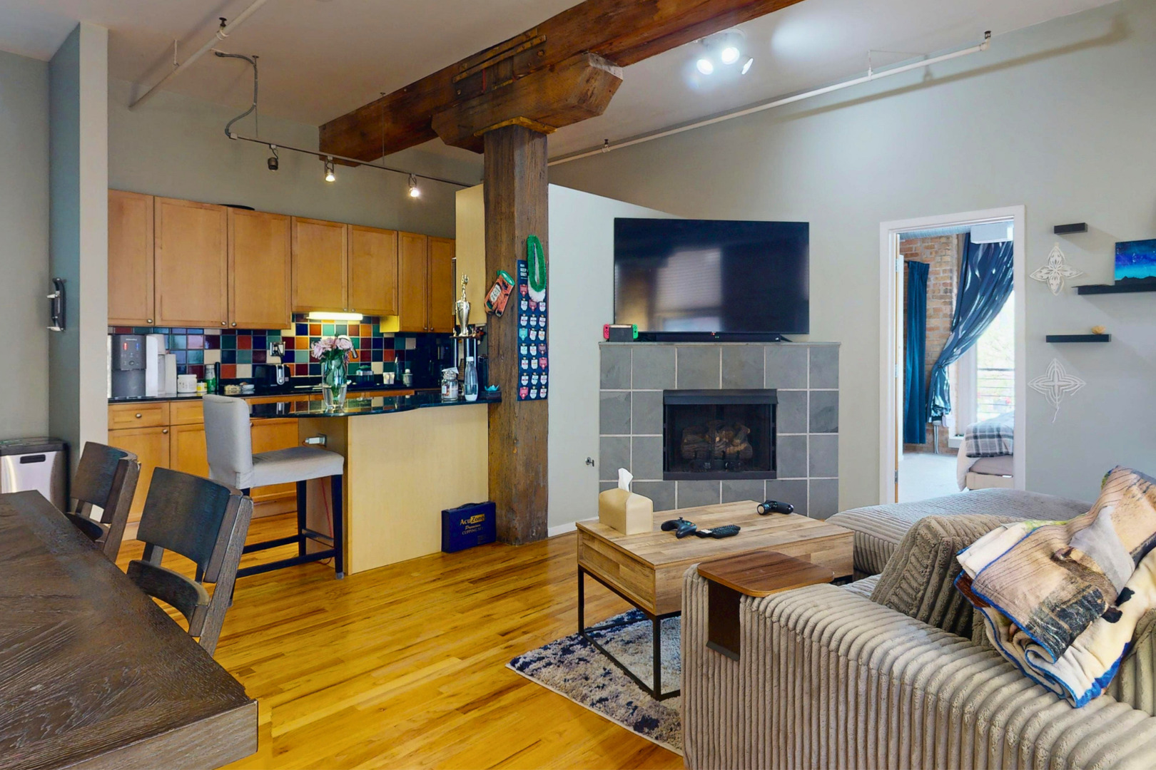417 S Jefferson Street 208B