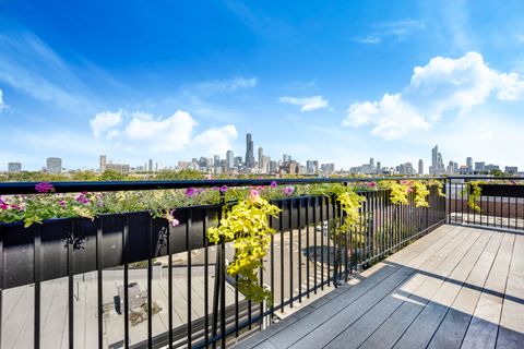 Tiny photo for 1000 W 15th Street #331, Chicago, IL 60608 (MLS # 12616392)