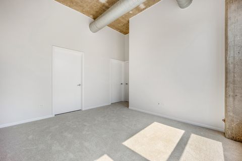 Tiny photo for 1000 W 15th Street #331, Chicago, IL 60608 (MLS # 12616392)