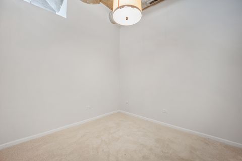 Tiny photo for 1000 W 15th Street #331, Chicago, IL 60608 (MLS # 12616392)