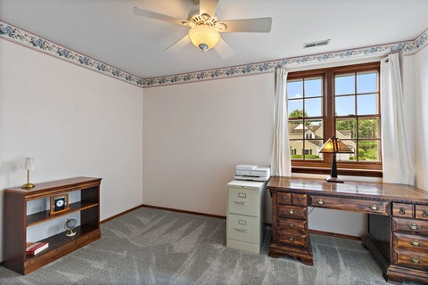Tiny photo for 232 Sedgewick Circle, St. Charles, IL 60174 (MLS # 12768074)