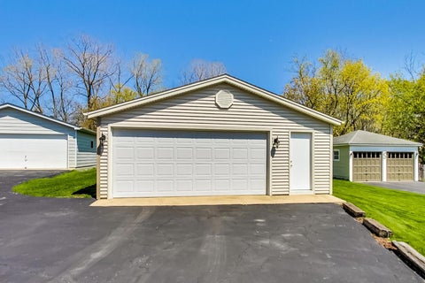 Tiny photo for 1223 Ridgewood Drive, Highland Park, IL 60035 (MLS # 12652770)