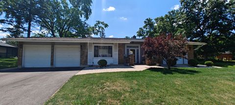 Photo of 3205 63rd Street, Woodridge, IL 60517 (MLS # 12560279)