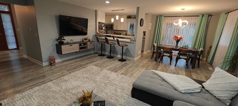 Tiny photo for 3205 63rd Street, Woodridge, IL 60517 (MLS # 12560279)