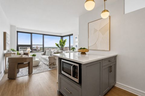 Tiny photo for 2930 N SHERIDAN Road #2106, Chicago, IL 60657 (MLS # 12633979)
