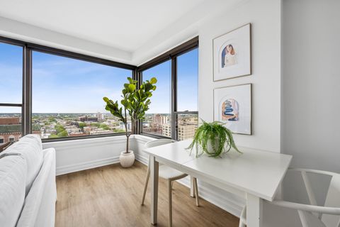 Tiny photo for 2930 N SHERIDAN Road #2106, Chicago, IL 60657 (MLS # 12633979)