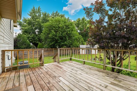 Tiny photo for 828 Tamms Lane, Bolingbrook, IL 60440 (MLS # 12642595)