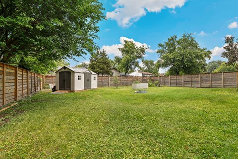 Tiny photo for 828 Tamms Lane, Bolingbrook, IL 60440 (MLS # 12642595)