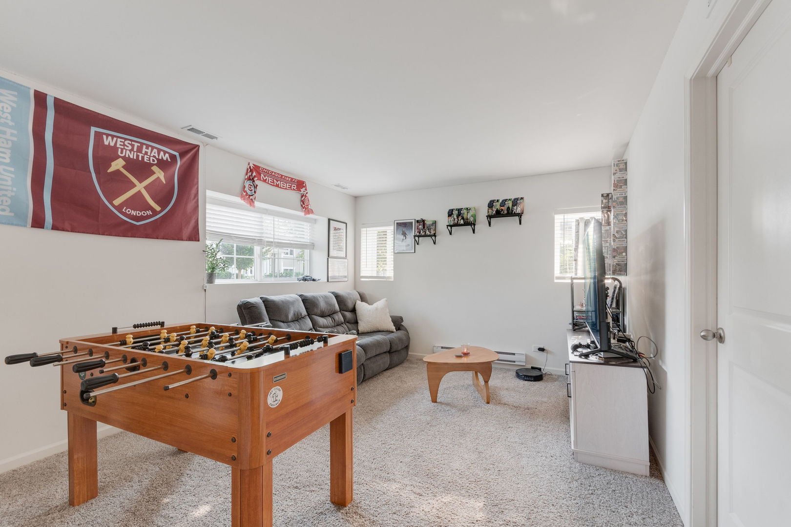 576 Spring Leaf Drive
