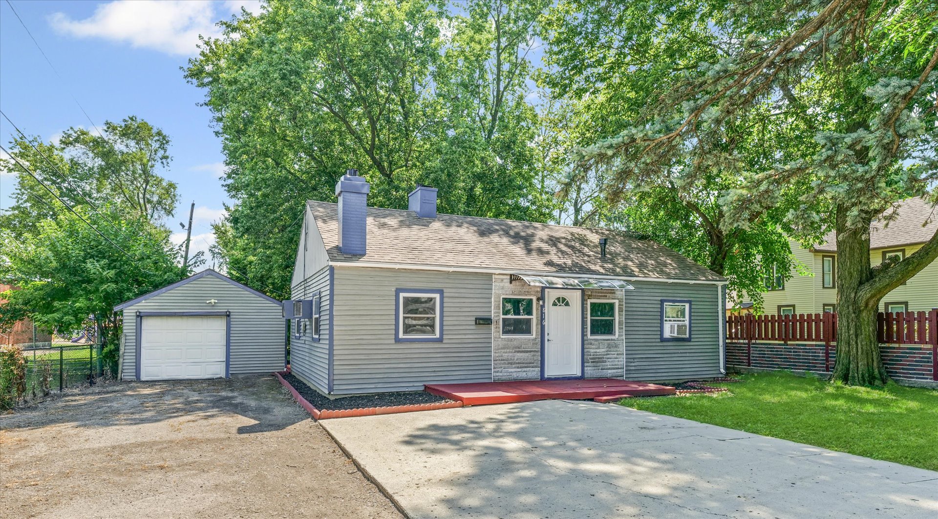 816 N Prospect Avenue